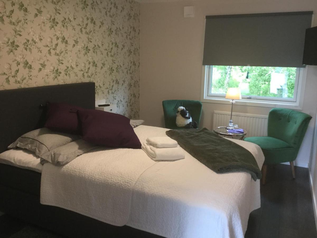 Bed And Breakfast Fyra Haestar Rattvik Ngoại thất bức ảnh