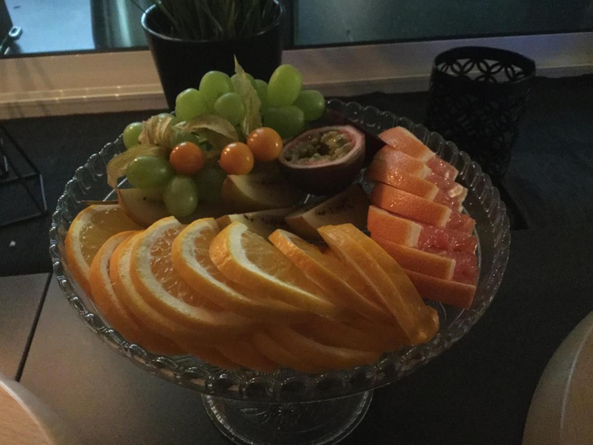 Bed And Breakfast Fyra Haestar Rattvik Ngoại thất bức ảnh