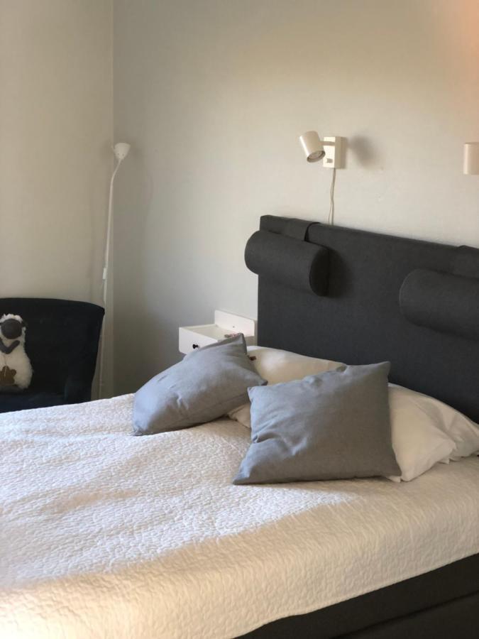 Bed And Breakfast Fyra Haestar Rattvik Ngoại thất bức ảnh